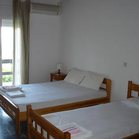 Ilias Tsaprounis Ellinika (Evia)